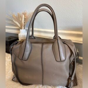 TOD’S D Styling 2 way Leather satchel with optional shoulder/crossbody strap